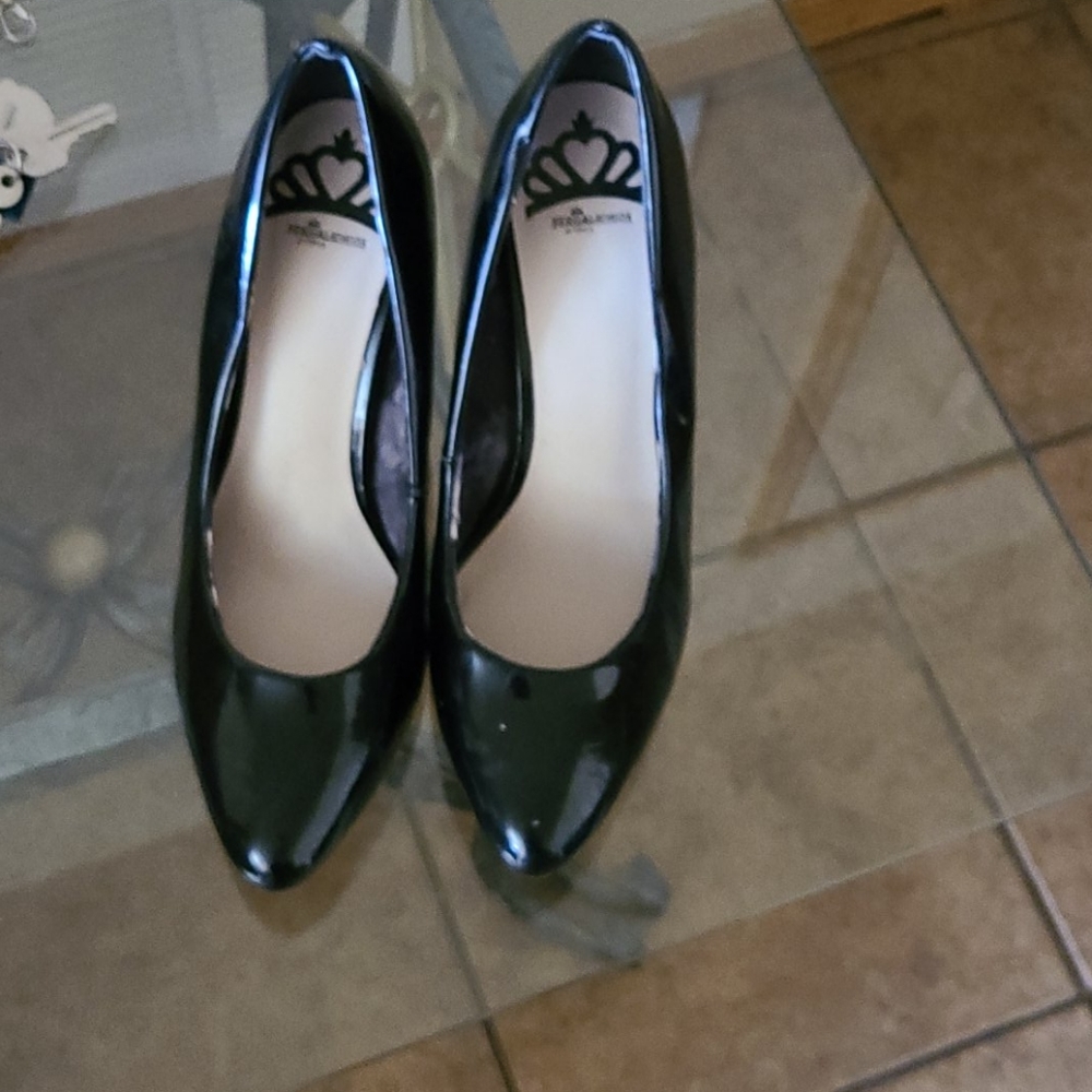 Black heels